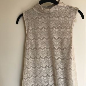 Beautiful banana republic lace top